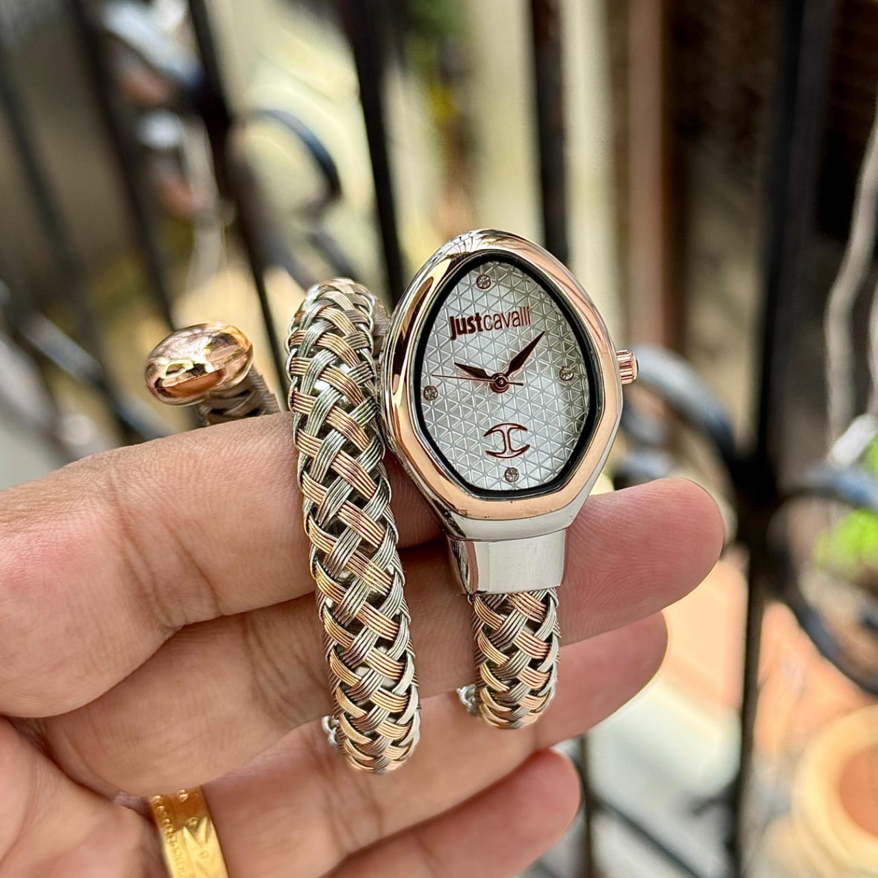 WhatsApp Image 2025-10-08 at 10.41.13 PM Just Cavall_i – Luxury Analog Collection | Women Watch - Image 1